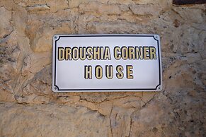 Droushia Corner House