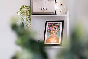 Ferry Gem - Live Like a Local