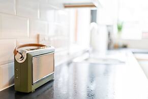 The Palm - Eclectic Bliss