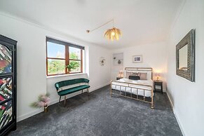 The Palm - Eclectic Bliss