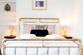 The Palm - Eclectic Bliss