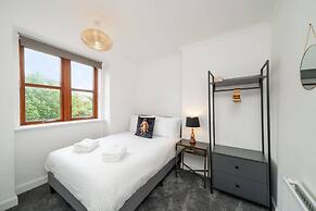 The Palm - Eclectic Bliss