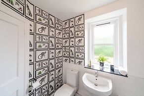 The Palm - Eclectic Bliss