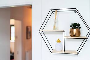 The Palm - Eclectic Bliss