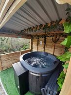 Shepherds Hut With hot tub on Anglesey North Wales