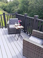 Shepherds Hut With hot tub on Anglesey North Wales