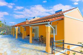 Kati Sea View in Kentroma