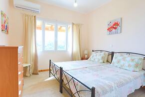 Kati Sea View in Kentroma