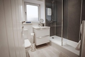 Clifftop Cottage - A Seaside Sanctuary