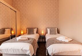 Nelson Manor City Centre Townhouse