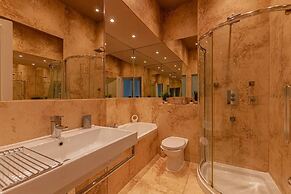 Nelson Manor City Centre Townhouse