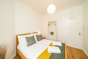 Riverview - Overlooks The Tay