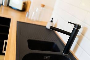 Riverview - Overlooks The Tay