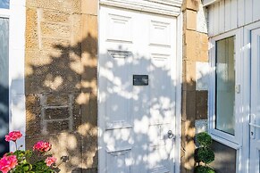 Riverview - Overlooks The Tay