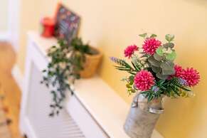 Riverview - Overlooks The Tay