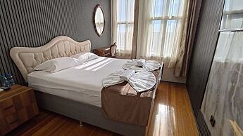Nuray Hotel