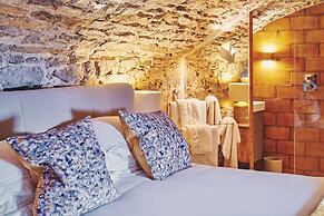 Alium Cottage Gileston Manor