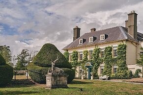 Alium Cottage Gileston Manor