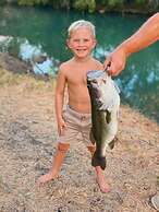 16 Son's Rio Cibolo - Birdhouse Cabin