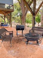 16 Son's Rio Cibolo - Birdhouse Cabin