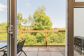 Over the Horizon Lodges