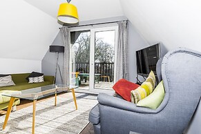 Over the Horizon Lodges