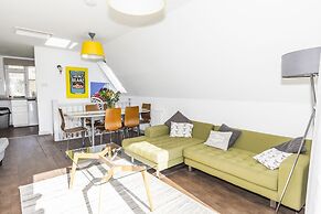 Over the Horizon Lodges