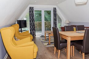 Over the Horizon Lodges