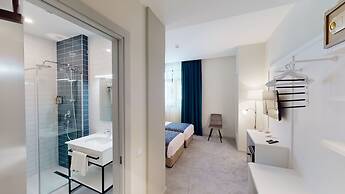 Epigraph town hotel