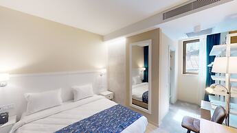 Epigraph town hotel