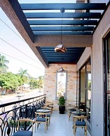 Tenda Suites and Restaurant