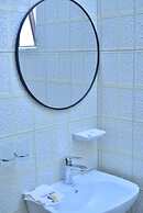 Tenda Suites and Restaurant