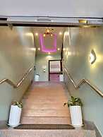 Tenda Suites and Restaurant