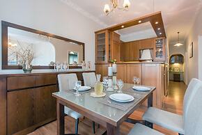 Dorathea Boutique Apt