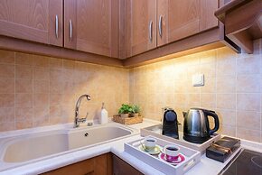 Dorathea Boutique Apt