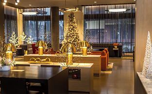 Holman Riverfront Park Hotel Salem, Tapestry by Hilton