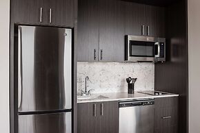 Holman Riverfront Park Hotel Salem, Tapestry by Hilton