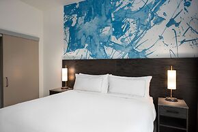 Holman Riverfront Park Hotel Salem, Tapestry by Hilton