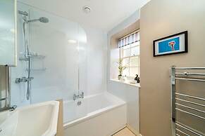 Kirkgate Cottage Countryside Living