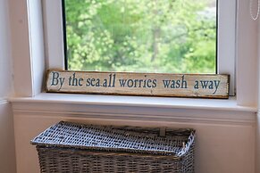 Castle Beach - Spectacular Victorian Villa