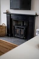 Castle Beach - Spectacular Victorian Villa