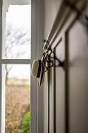 Castle Beach - Spectacular Victorian Villa