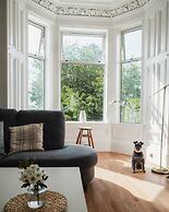 Castle Beach - Spectacular Victorian Villa