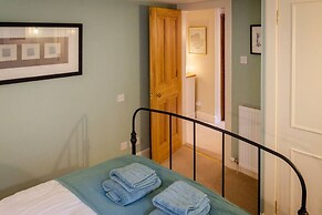 Kirk Wynd Cottage - Traditionally Charming