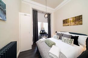 Cordis Apartment - A Trendsetter s Residence