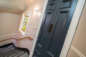 Cordis Apartment - A Trendsetter s Residence