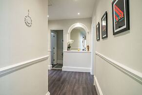 Cordis Apartment - A Trendsetter s Residence