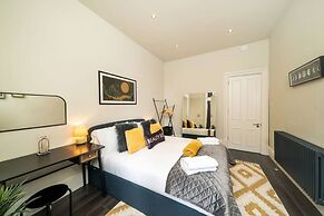 Cordis Apartment - A Trendsetter s Residence