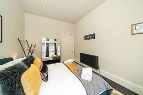 Cordis Apartment - A Trendsetter s Residence