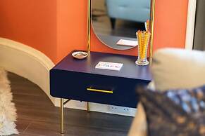 Cordis Apartment - A Trendsetter s Residence